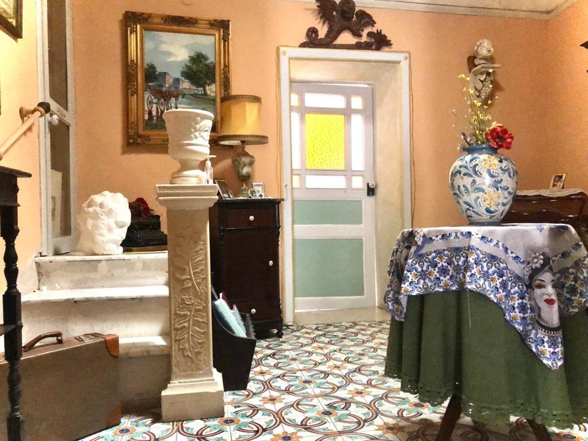Suite 120 Noto Eksteriør bilde